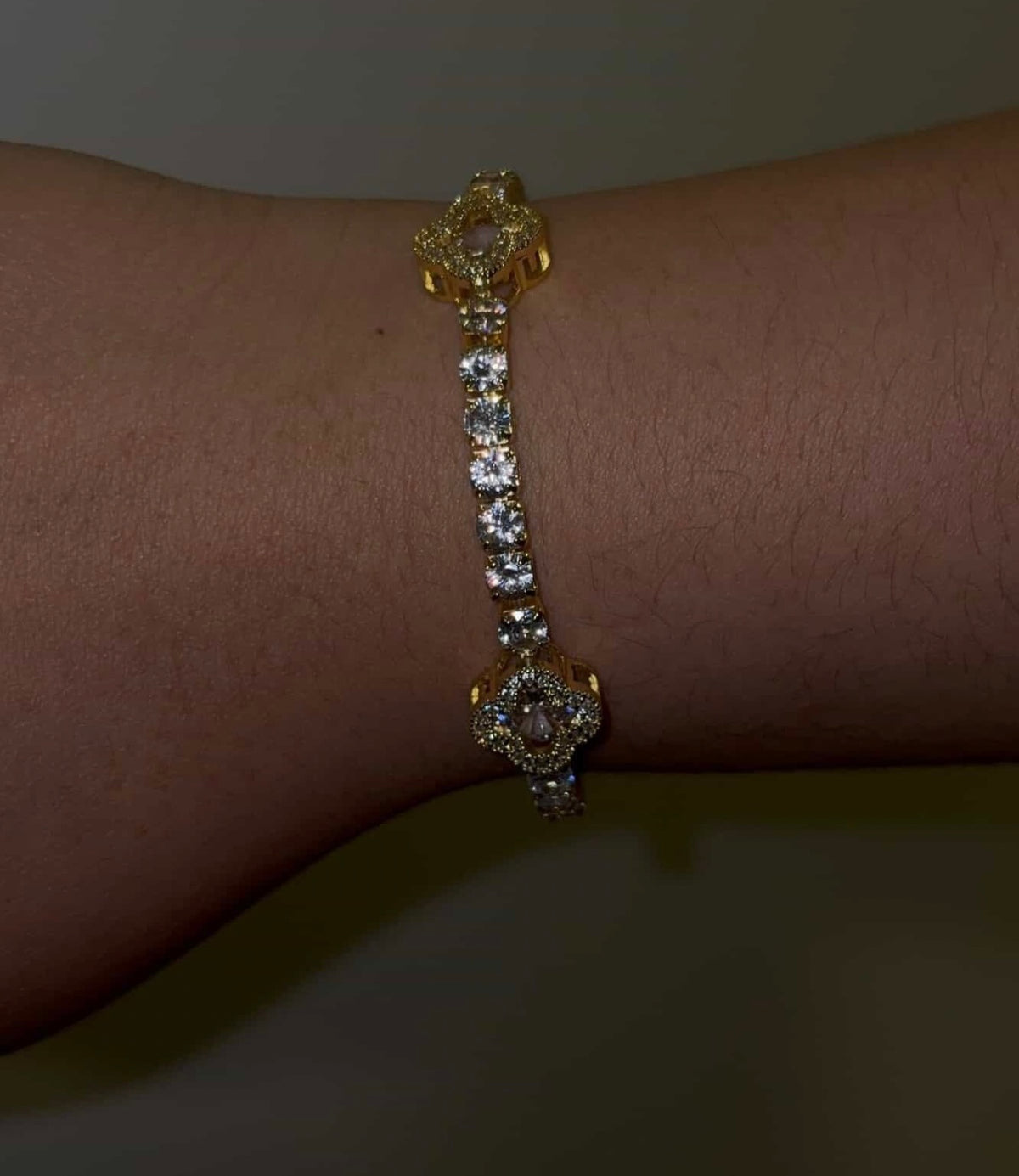 Gold 3 Flower Bracelet